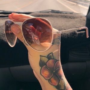 Women’s sunglasses
